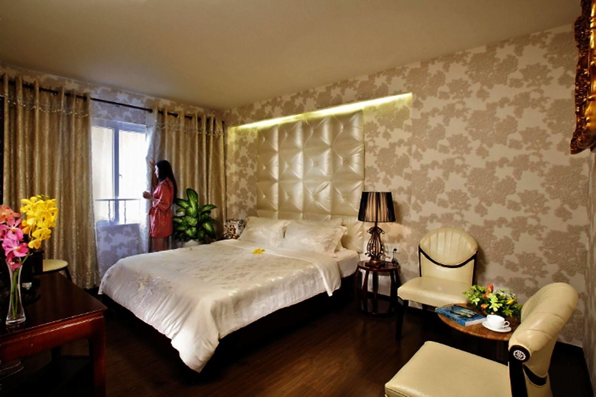 A&Em - The Petit Hotel Ho Chi Minh City Exterior photo